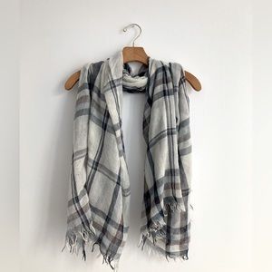 Blue & gray plaid scarf